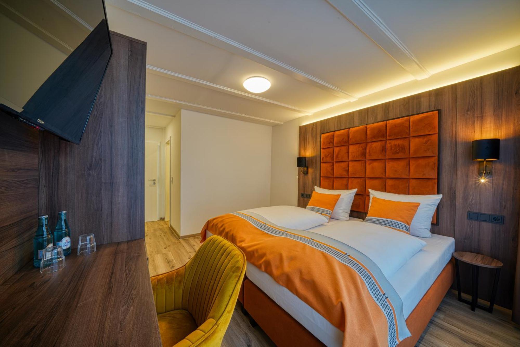 Zentrum Hotel Stade Exteriör bild
